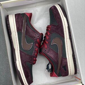 Nike Sb Dunk Low Riot Skateshop